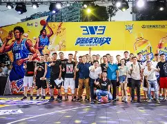 包含冲浪赛场再起风云：北城鲨队队火力全开姑苏独角兽队，新援首秀制胜技战术储备厚实的词条