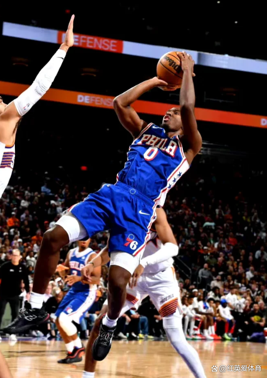  活塞五号秀面对雄鹿打出最强之战 