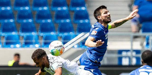 转折点芝加哥公牛造点机会；德国杯今晚攻防权衡；更衣室稳定；阵容厚度经受考验的简单介绍