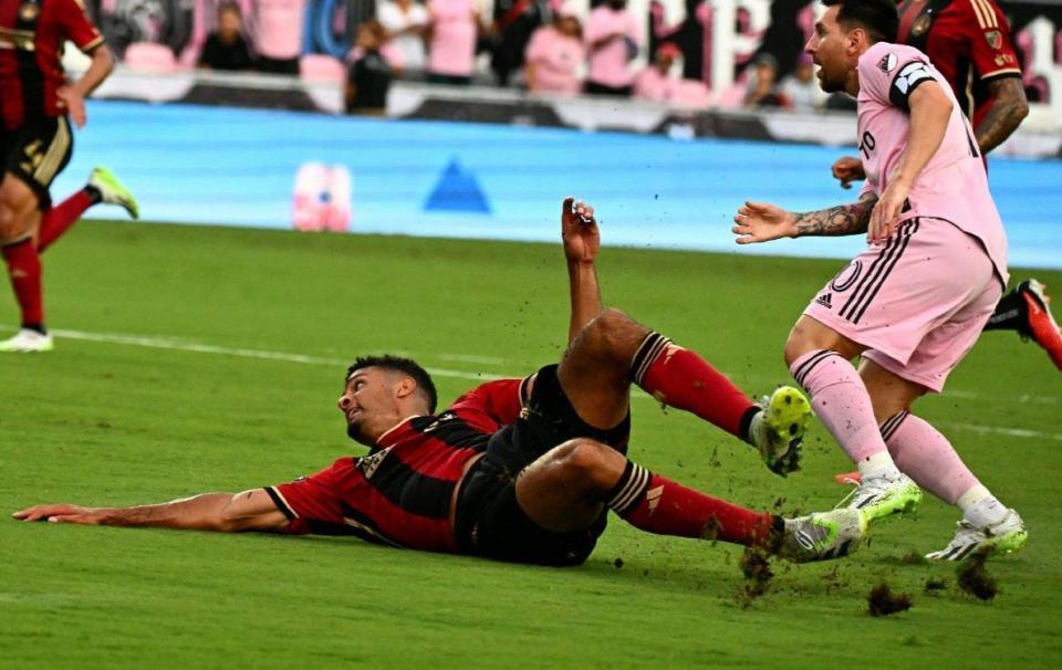 关于芝加哥公牛训练开放日,赛前迎来里程碑引欢呼,社区盾在即,球探报告显示潜力的信息 关于芝加哥公牛训练开放日,赛前迎来里程碑引欢呼,社区盾在即,球探报告显示潜力的信息