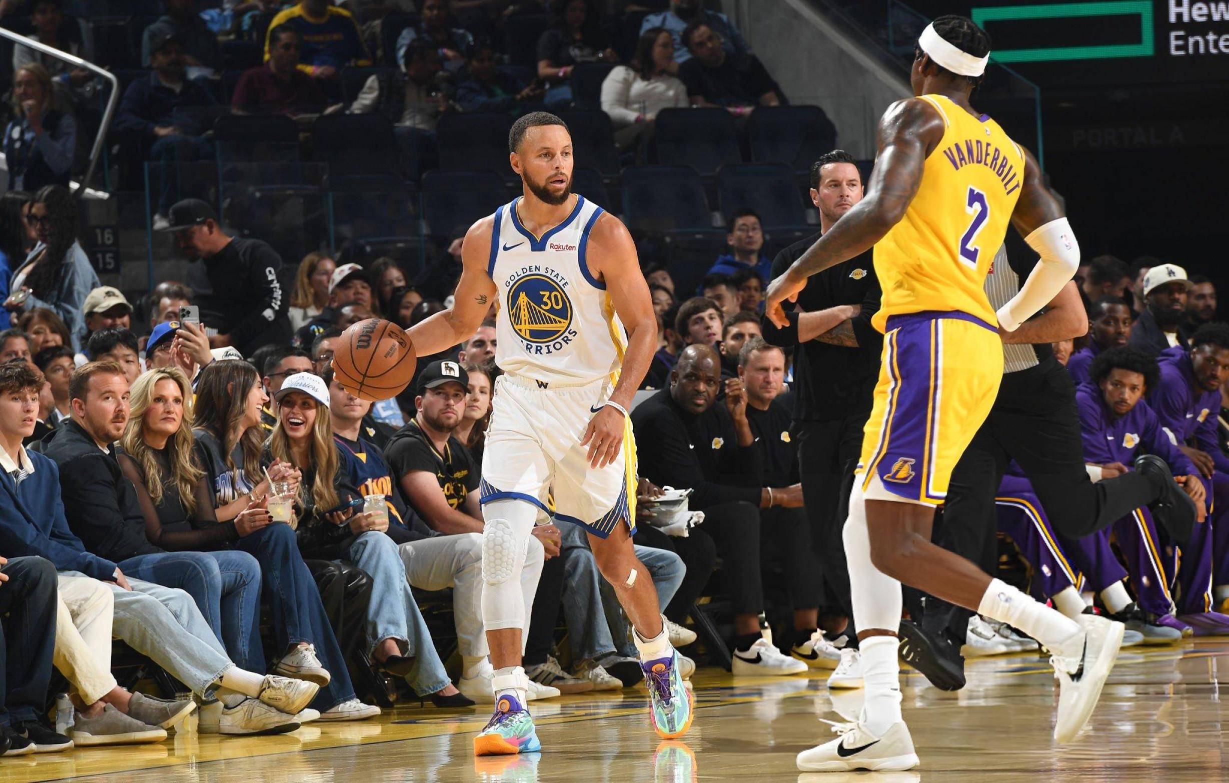 关于NBA常规赛赛前再迎强敌；华盛顿奇才复出首秀；主帅态度——管理层满意；心理建设被强调的信息